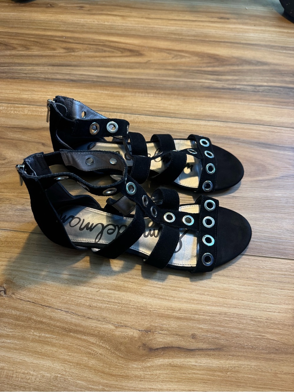 Sam Edelman Black Strappy Grommet Gladiator Sandals